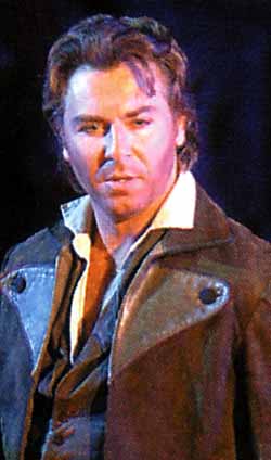 Image: Roberto Alagna in Carmen, Orange 2004